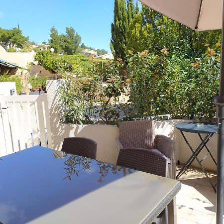 לס איסאמברה Vacance Location Mer Piscine Var Sud Terrasse מראה חיצוני תמונה