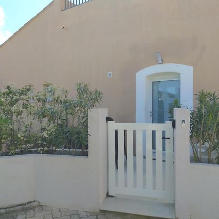 לס איסאמברה Vacance Location Mer Piscine Var Sud Terrasse מראה חיצוני תמונה